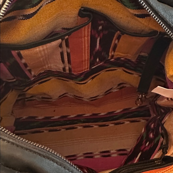 Guatemalan Huipil Embroidered fabric and leather tote - Picture 7 of 10